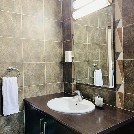 Tbd Luxury לרנקה